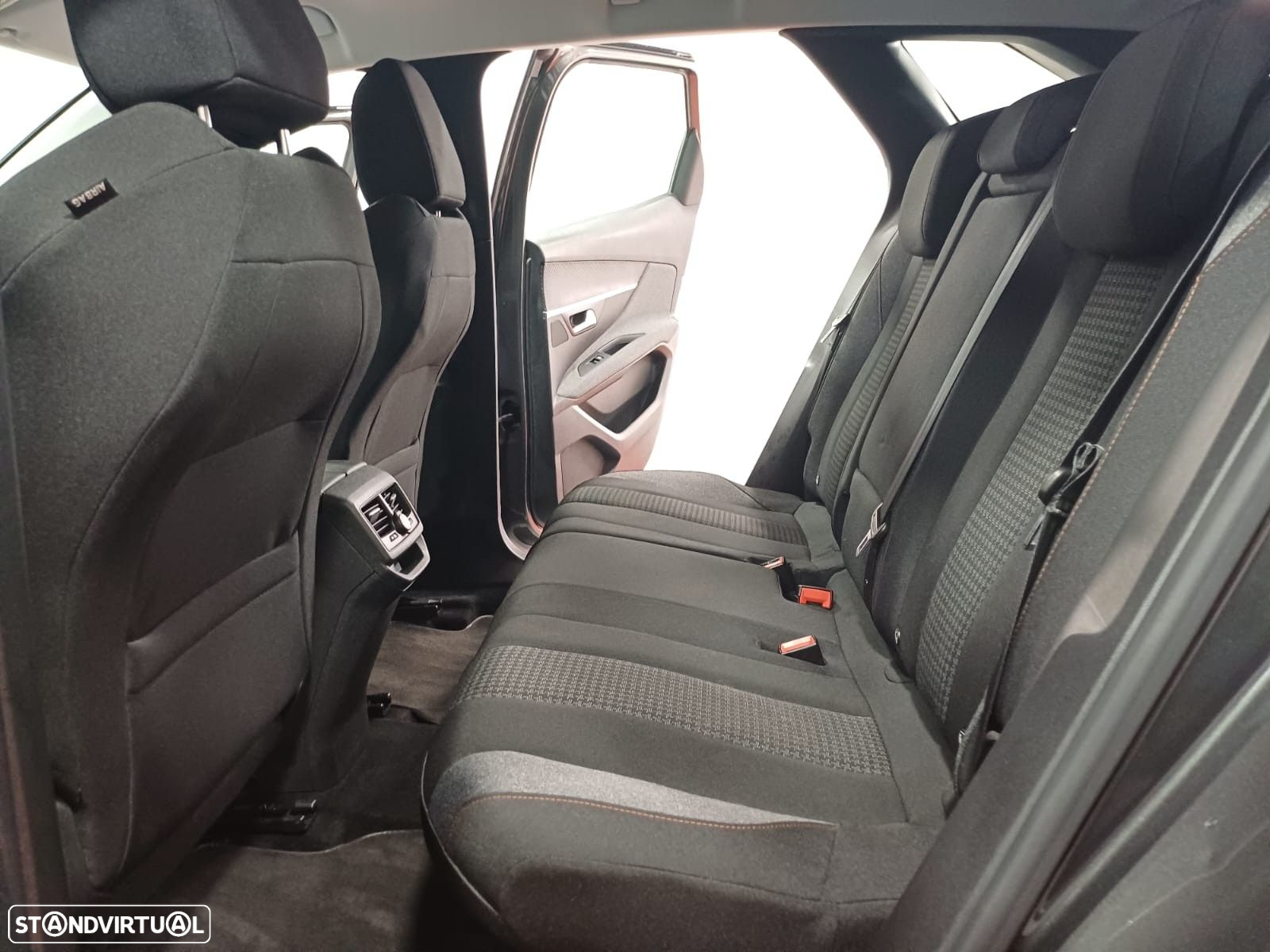 Peugeot 3008 1.5 BlueHDi Allure EAT8 - 12