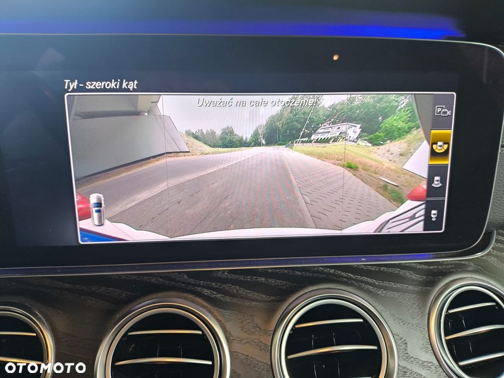 Mercedes-Benz Klasa E 400 d 4-Matic 9G-TRONIC - 17
