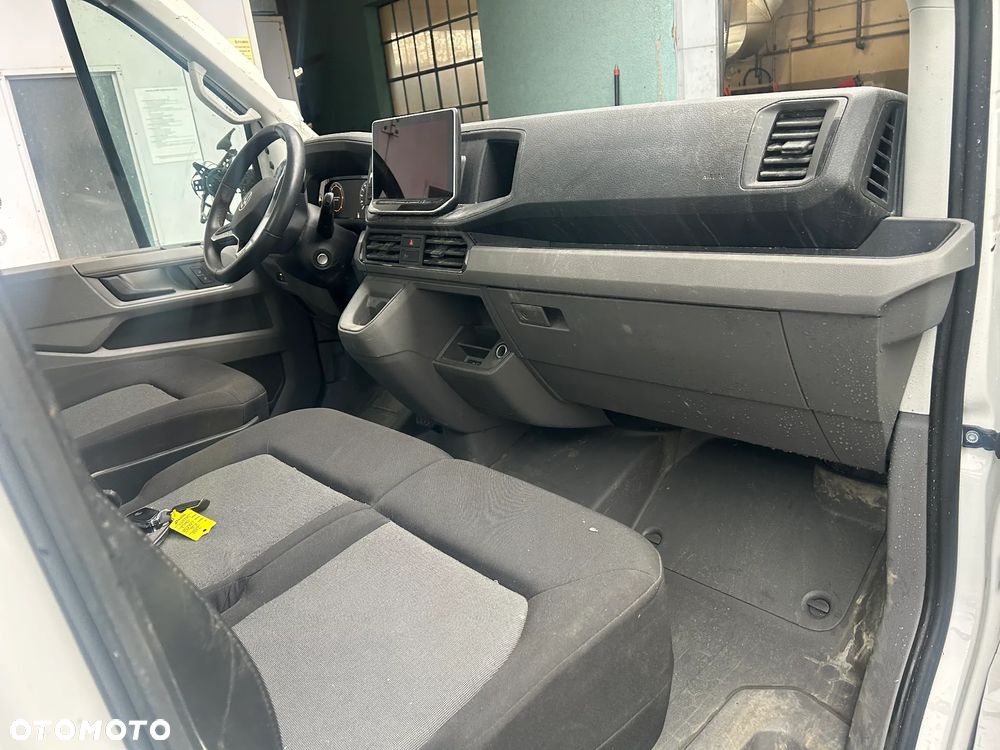 Volkswagen Crafter - 13