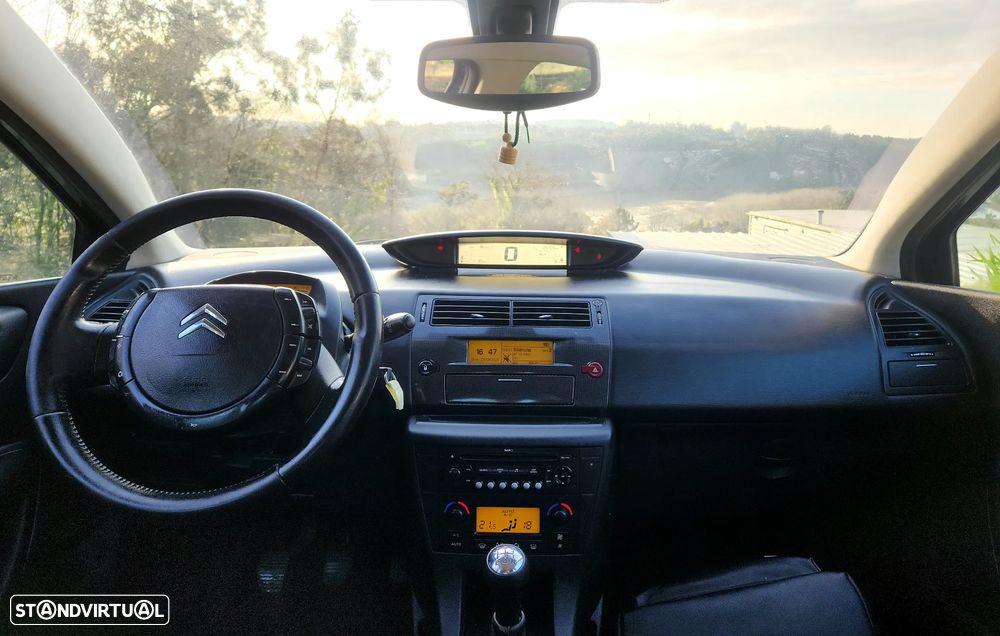 Citroën C4 1.6 HDi VTR Pack Airdream - 8