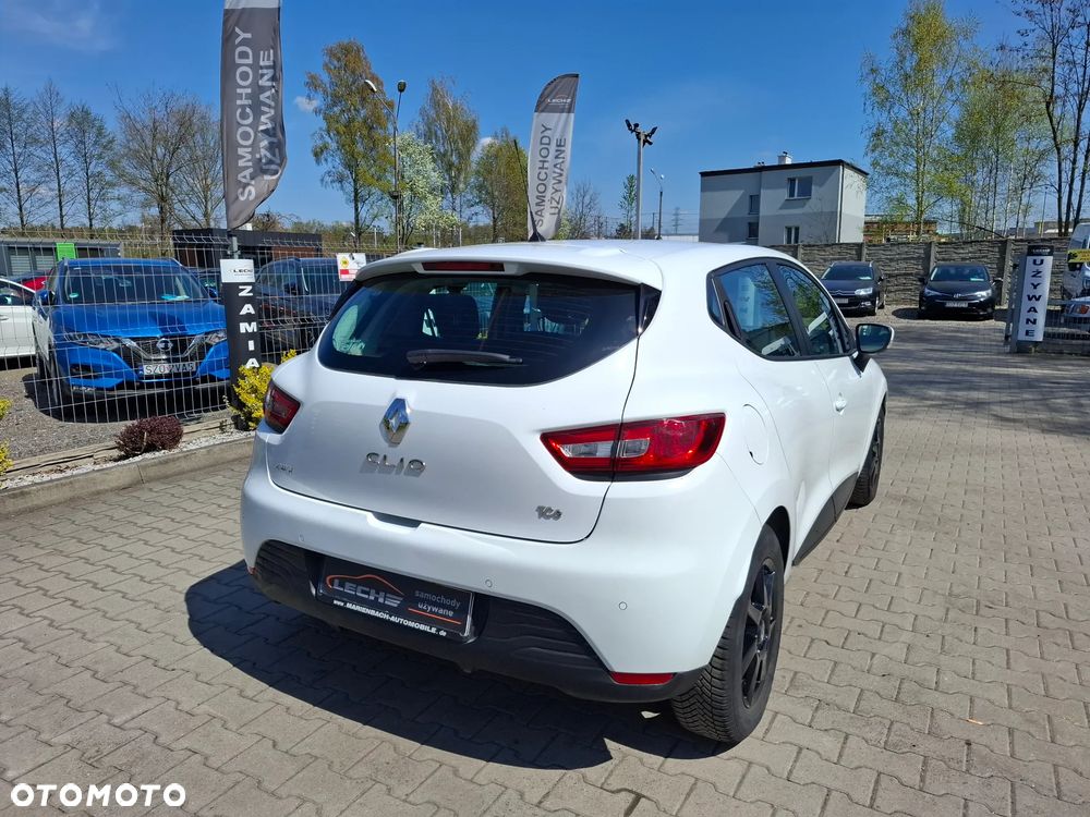 Renault Clio - 13