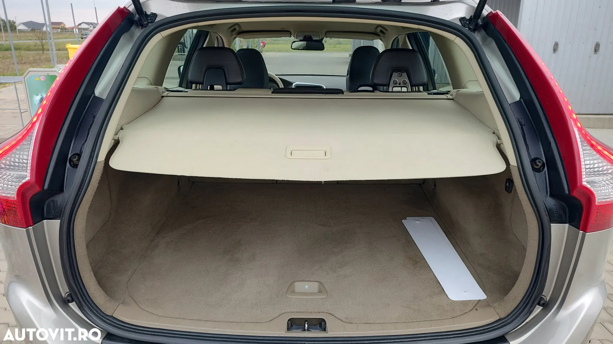 Volvo XC 60 D3 Kinetic - 12