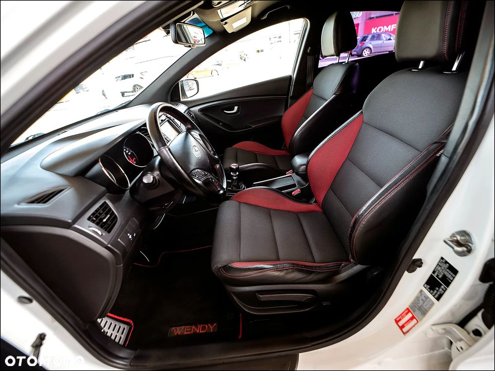 Hyundai i30 1.6 GDI Turbo Sport - 33