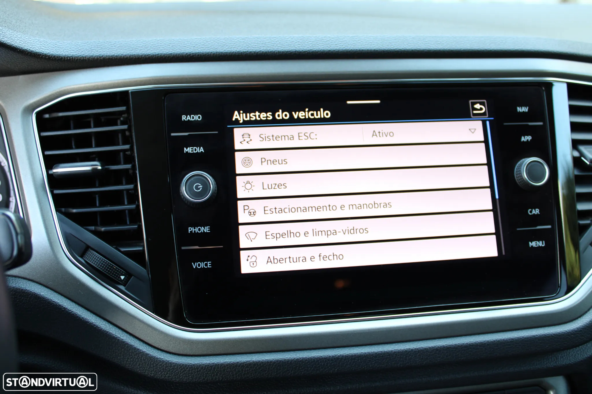 VW T-Roc 1.0 TSI Style - 32