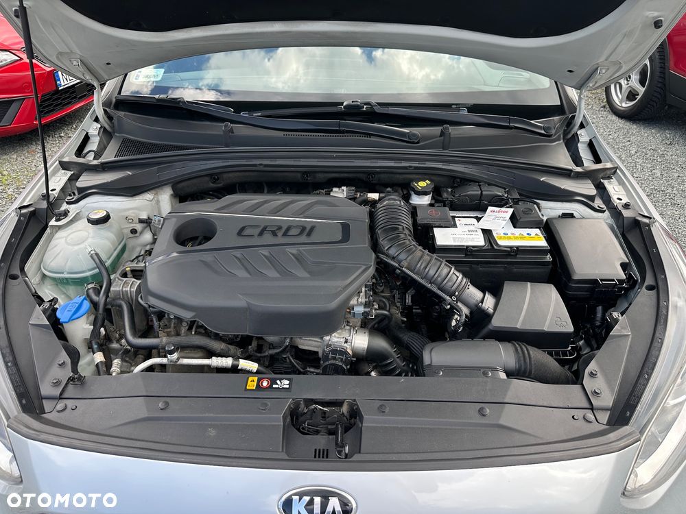 Kia Ceed 1.6 CRDi SCR L - 36