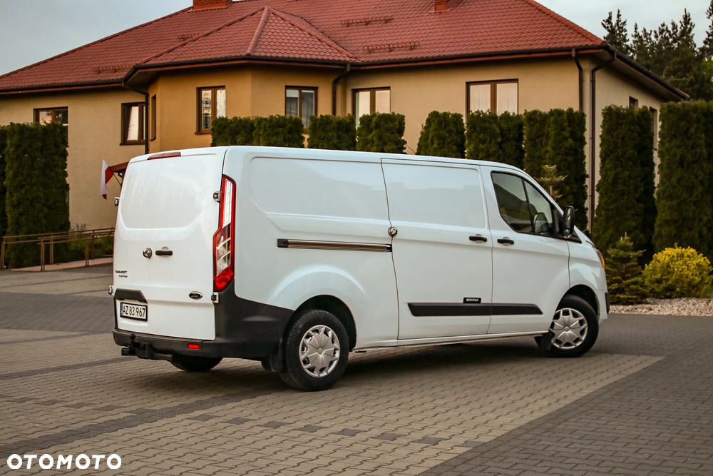 Ford Transit Custom - 8