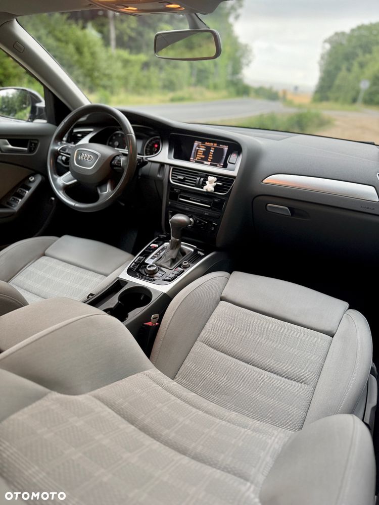 Audi A4 Limousine - 27