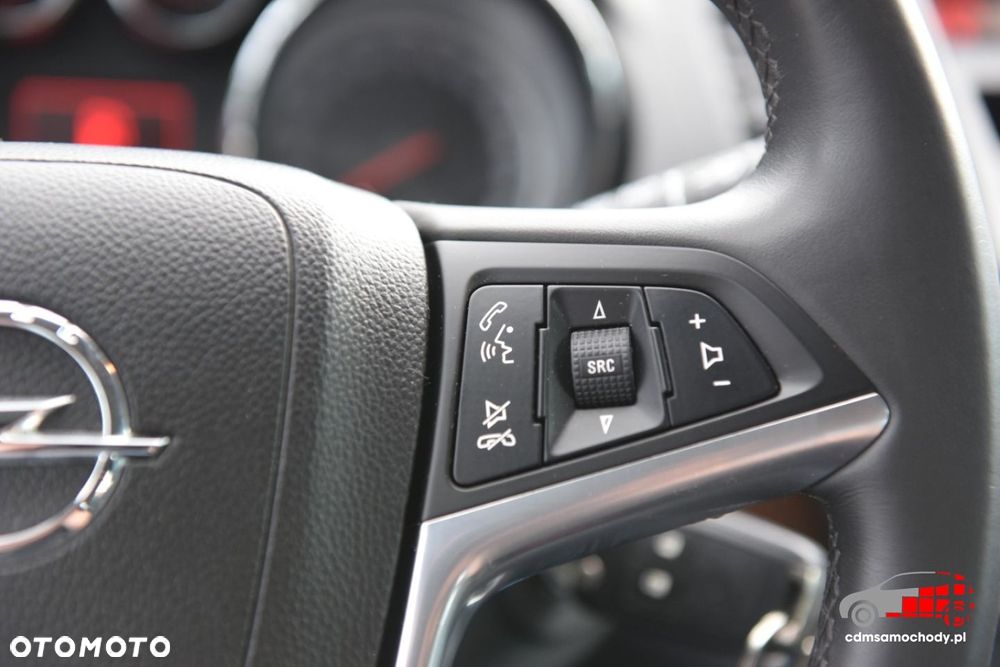 Opel Insignia - 32
