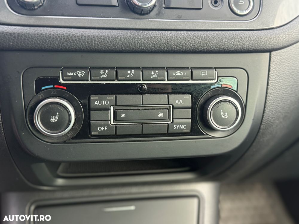 Volkswagen Tiguan 2.0 TDI DPF BlueMotion Technology Exclusive - 16