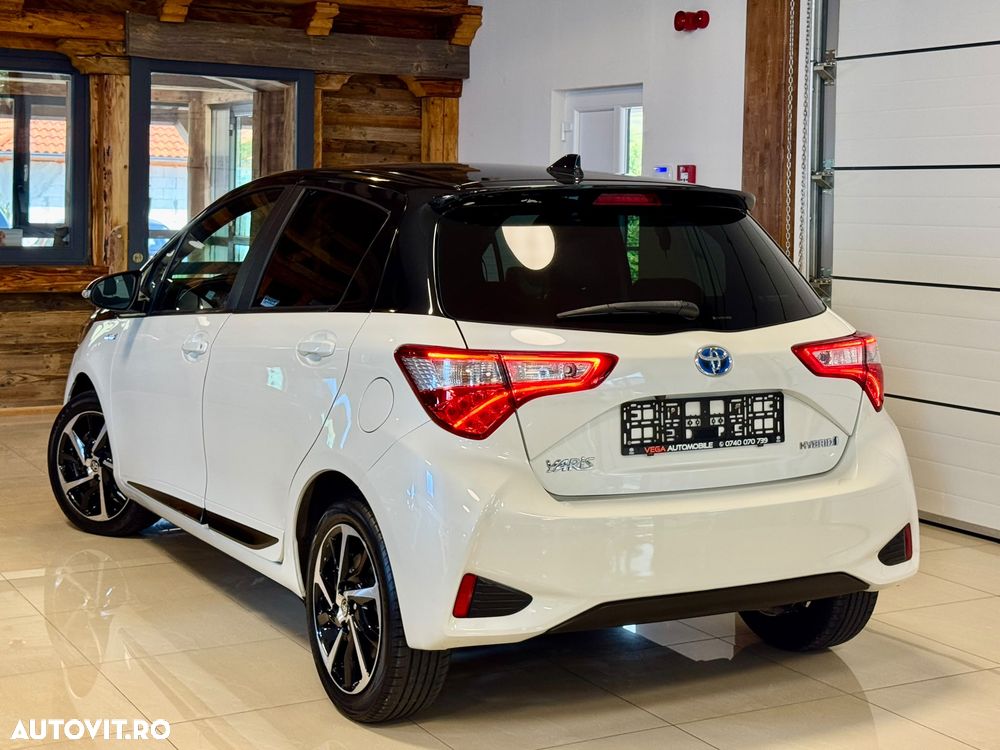 Toyota Yaris 1.5 VVT-i HSD Bi-Tone R&B - 7