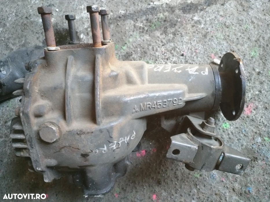 Grup Fata/ Diferential Mitshubishi Pajero 3.2 DI-D 2004 Cod : MR453792 - 4