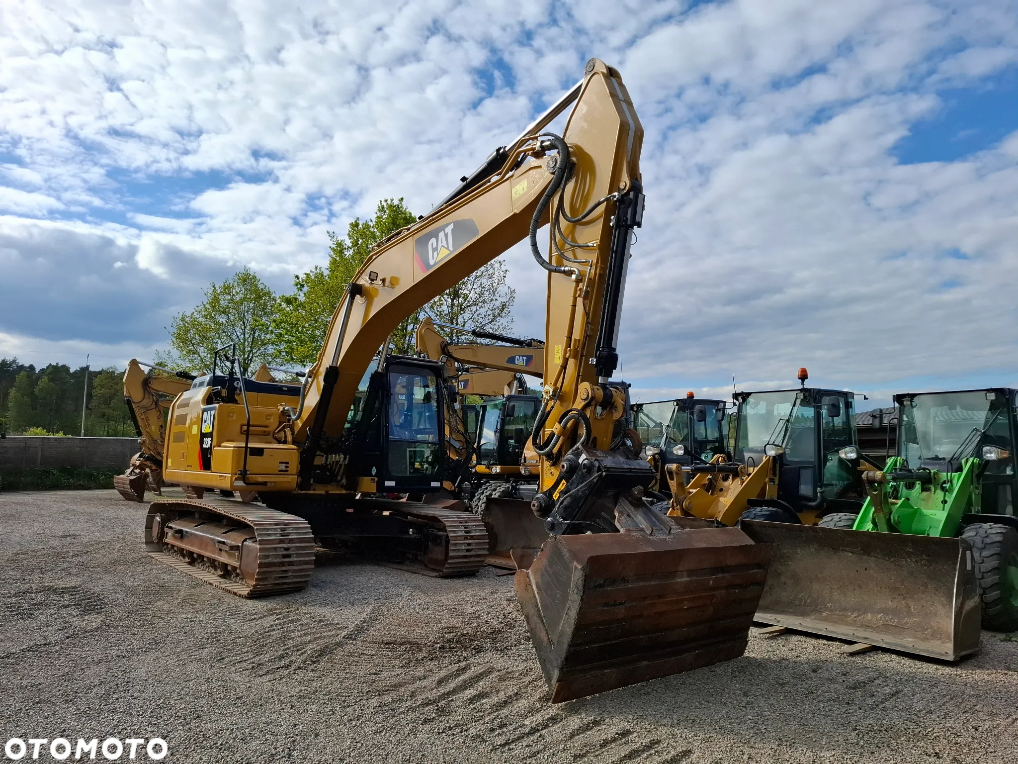Caterpillar CAT 323 FL - 11