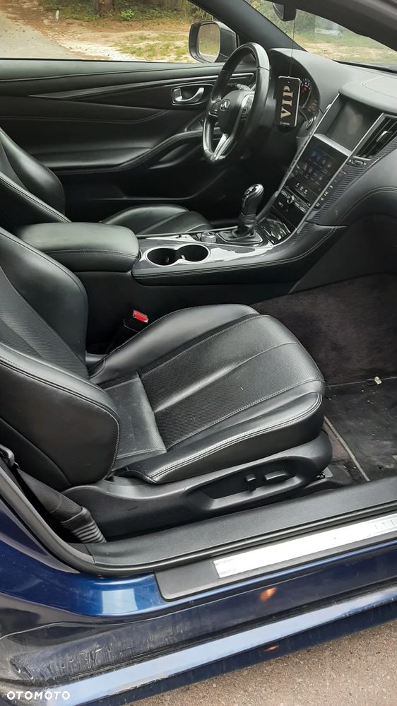 Infiniti Q60 - 8