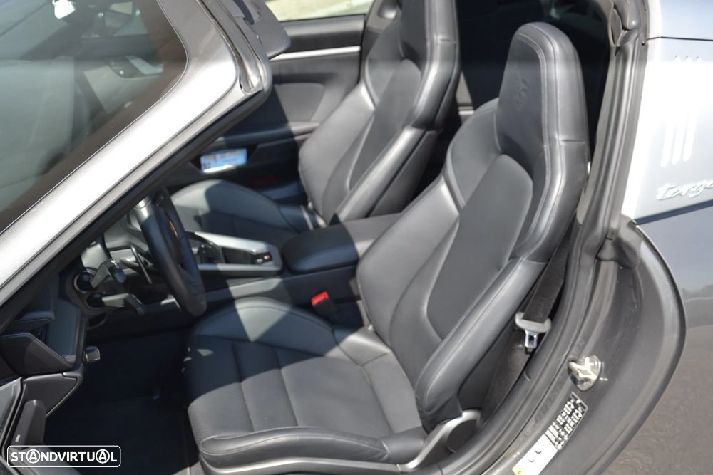 Porsche 911 (992) Targa 4 PDK - 25