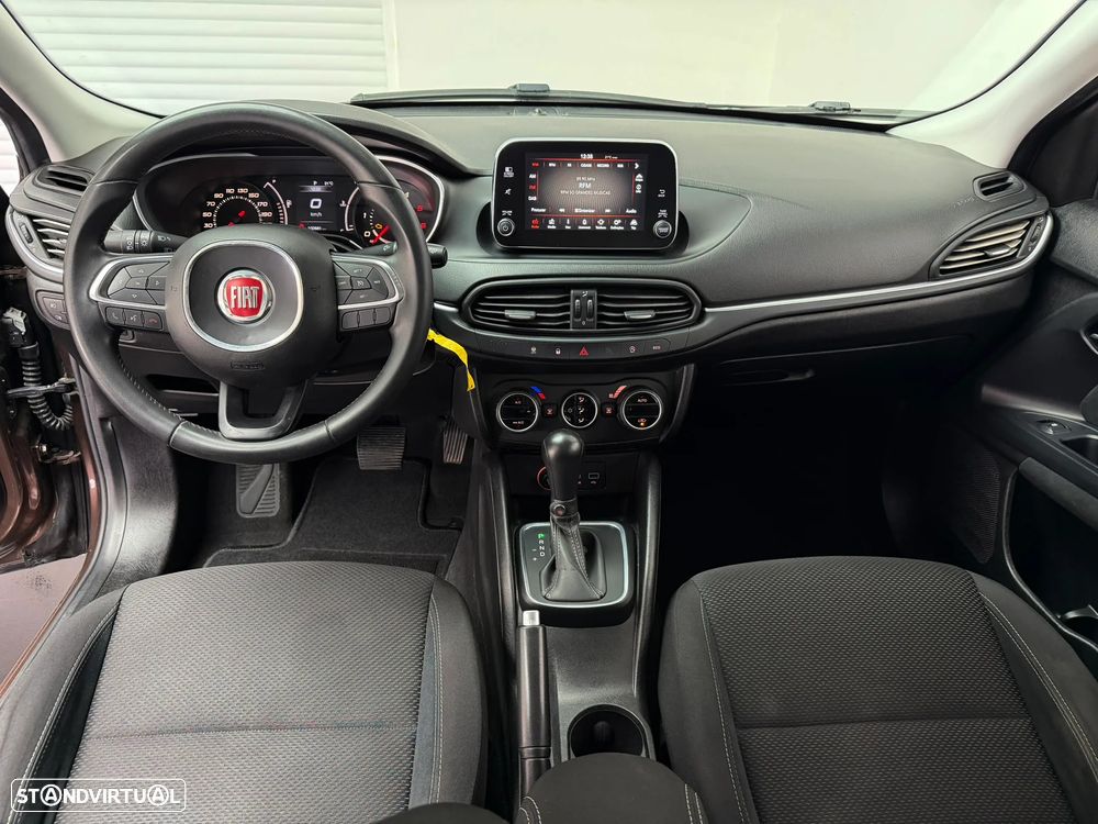 Fiat Tipo Station Wagon 1.6 M-Jet Lounge DCT - 12