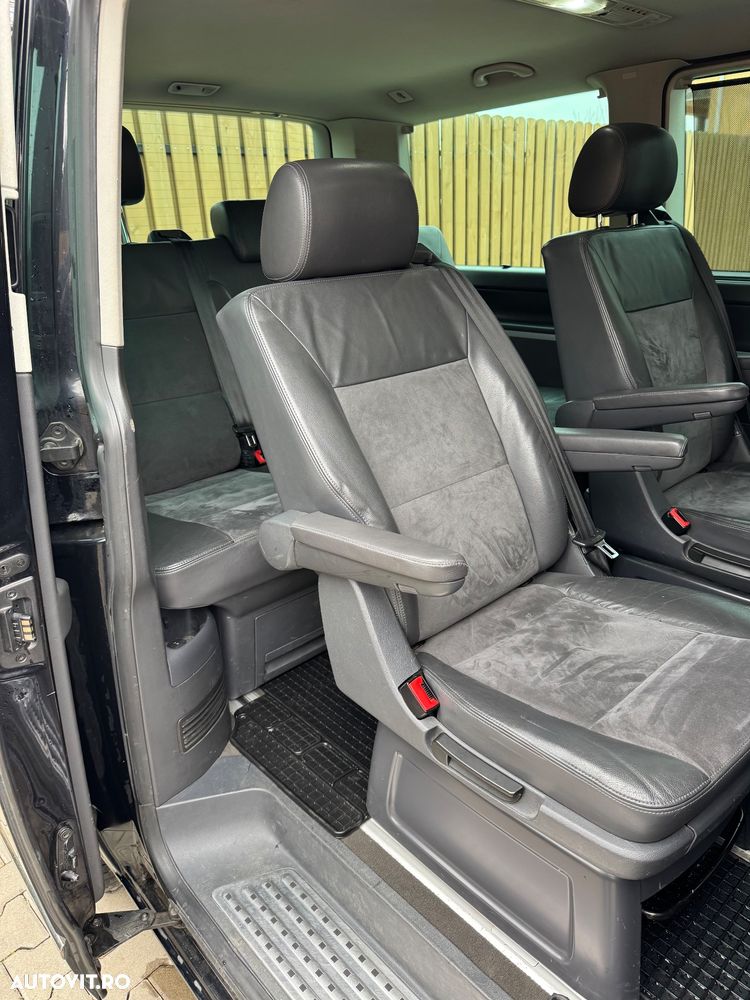 Volkswagen Multivan - 17