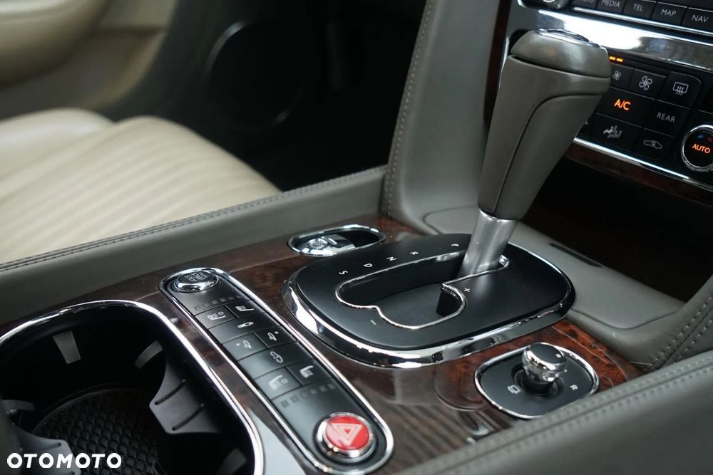 Bentley Continental GT W12 - 10