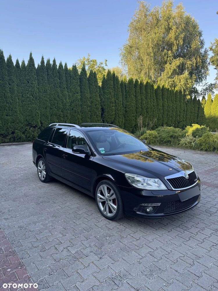 Skoda Octavia 2.0 TDI DPF RS - 1