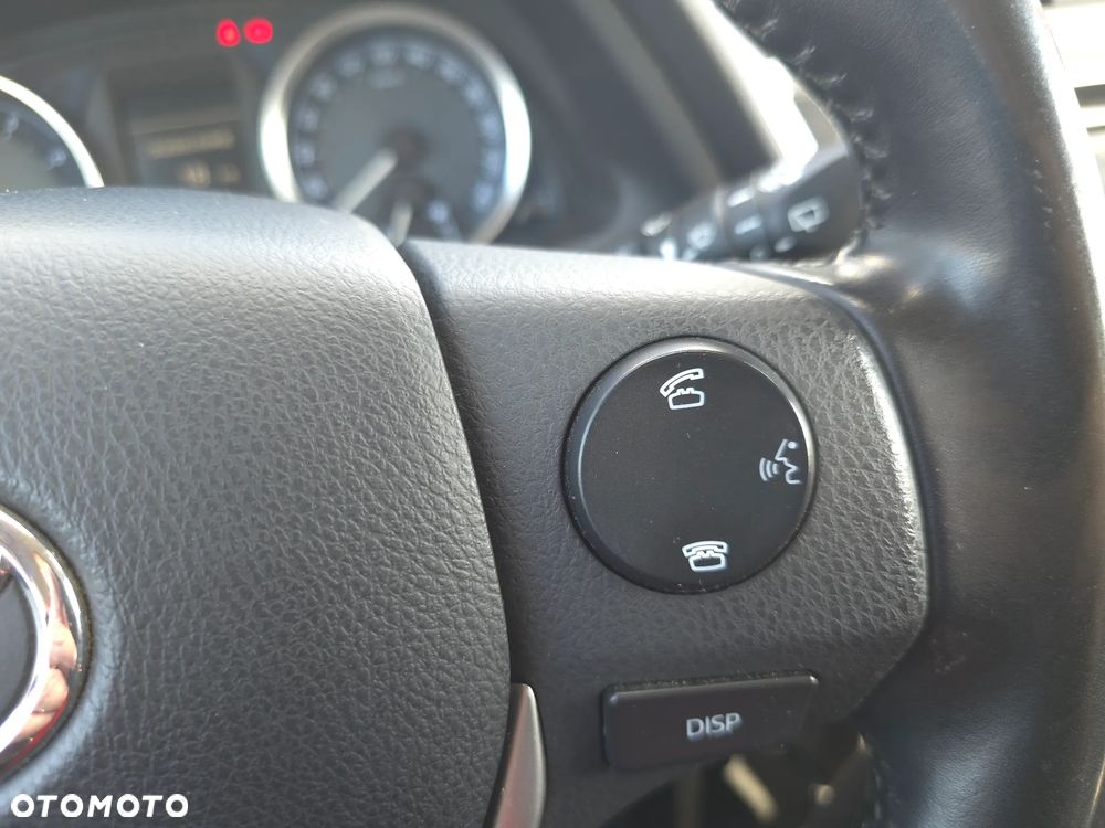 Toyota Auris 1.6 Premium + - 20