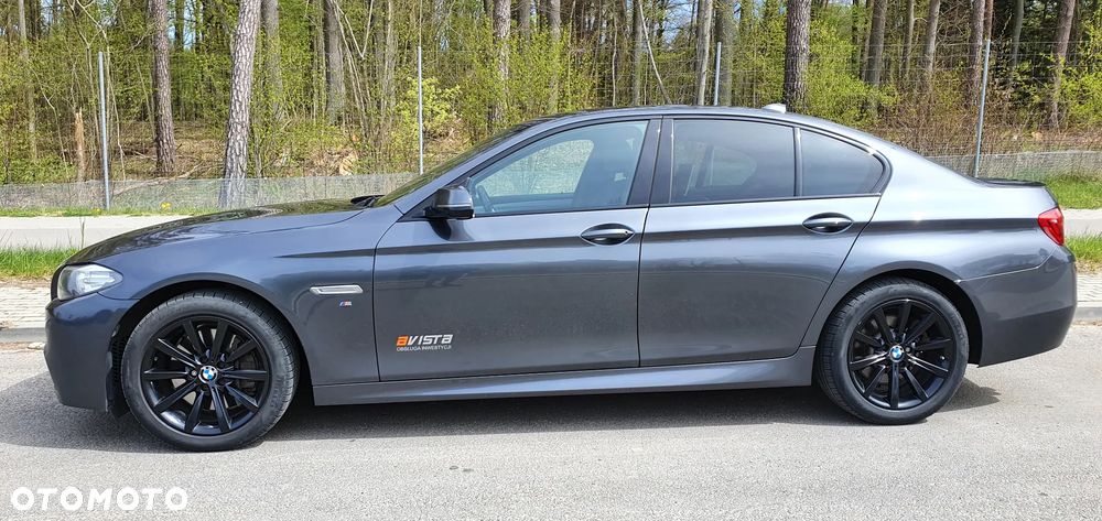 BMW Seria 5 525d xDrive - 2