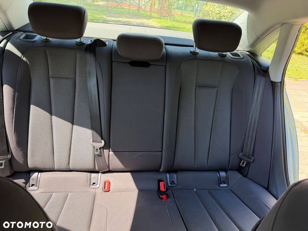 Audi A4 Limousine 2.0 TDI S tronic - 33