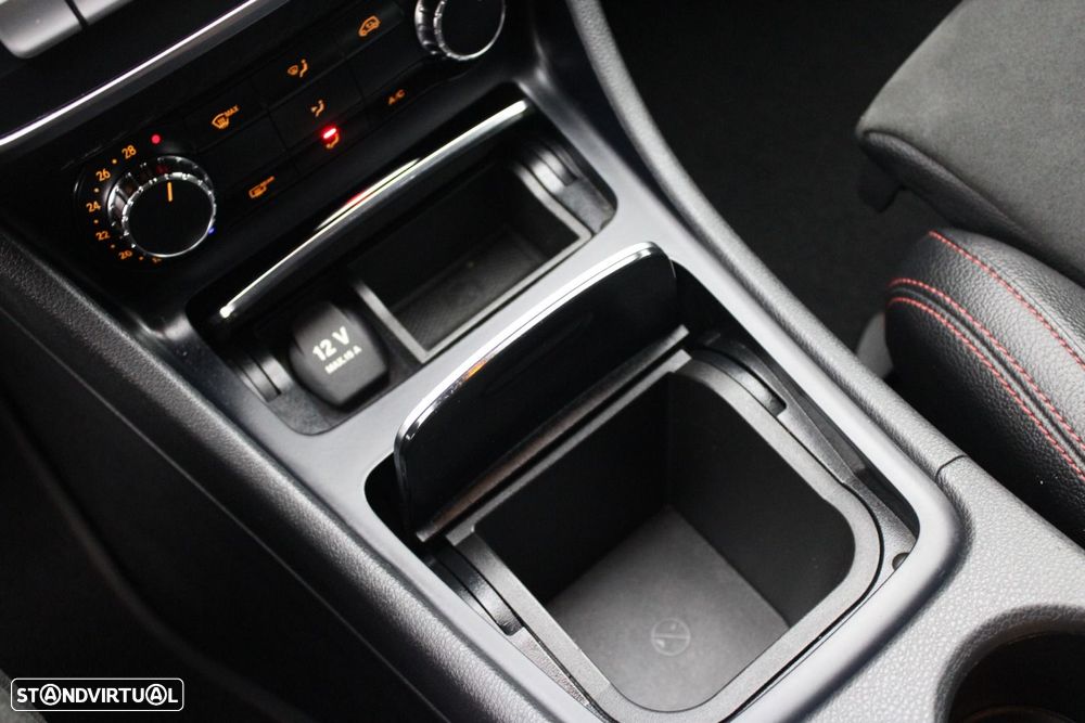 Mercedes-Benz A 180 d AMG Line Aut. - 26