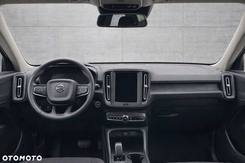 Volvo XC 40 T2 Essential - 9