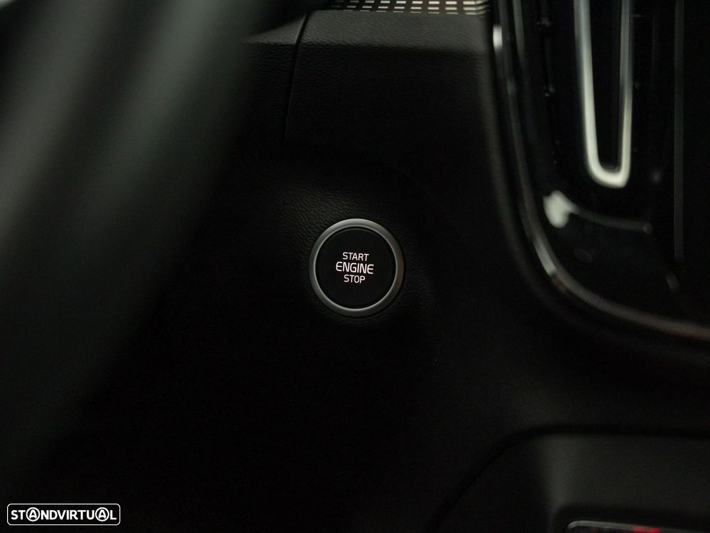 Volvo XC 40 1.5 T5 PHEV R-Design Expression - 27