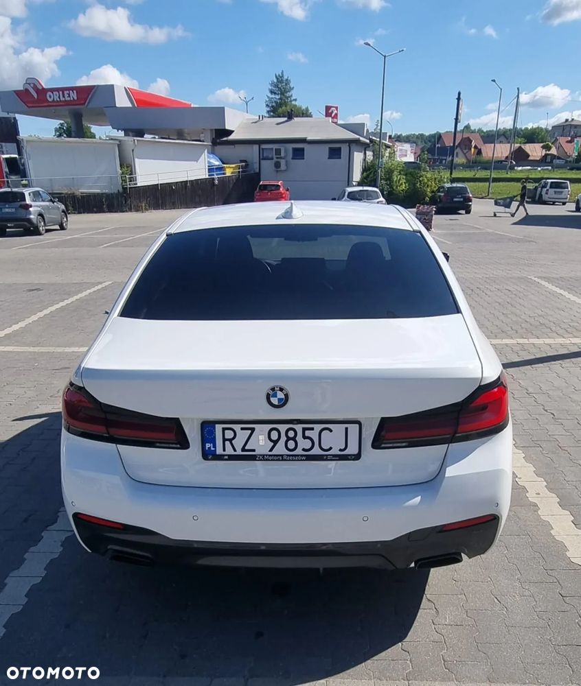 BMW Seria 5 520d xDrive - 7