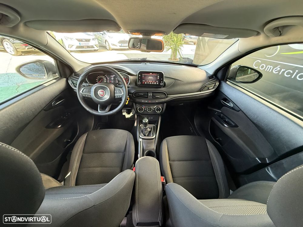 Fiat Tipo Station Wagon 1.3 M-Jet Lounge Tech - 18