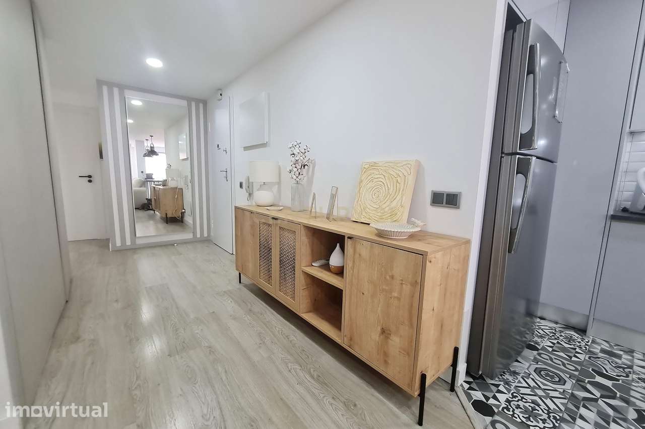 Apartamento T3 Moderno e  Remodelado, Barrocas - Almada - Grande imagem: 2/56