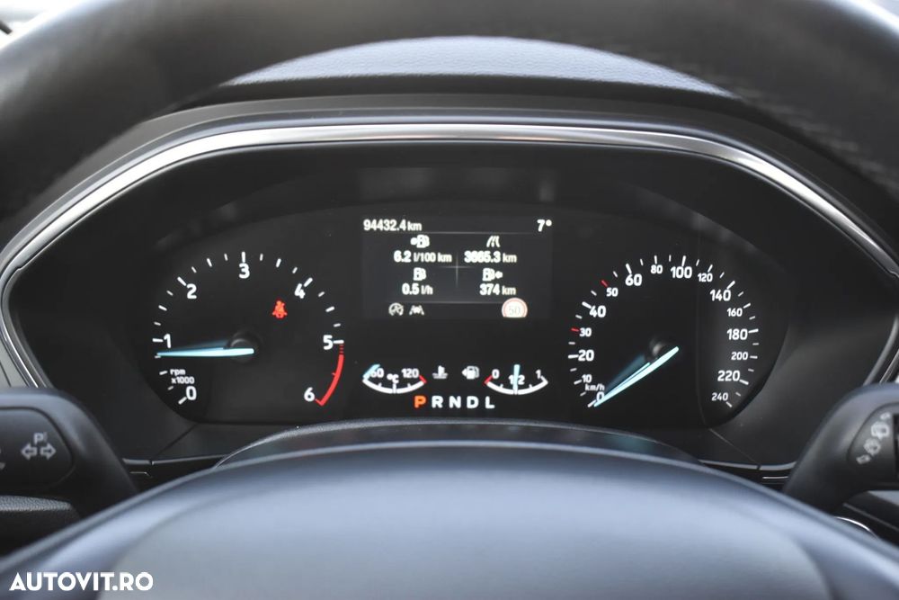 Ford Focus 2.0 EcoBlue Titanium - 11