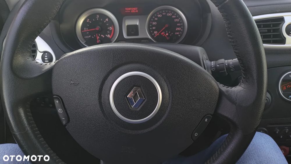 Renault Clio 1.5 dCi Expression - 6