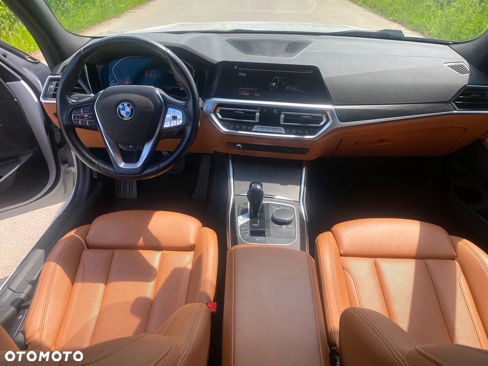 BMW Seria 3 320d xDrive Edition Luxury Line Purity - 3