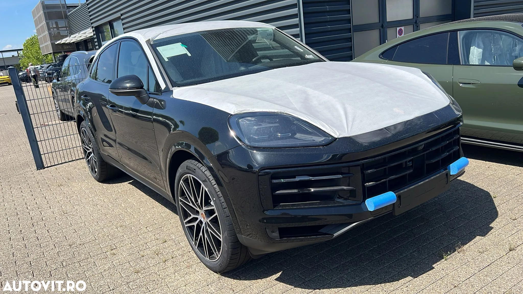 Porsche Cayenne Coupe - 2