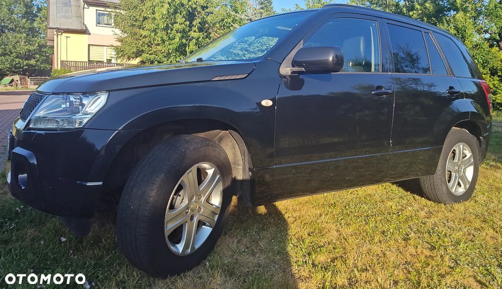 Suzuki Grand Vitara 2.0 De Luxe - 4