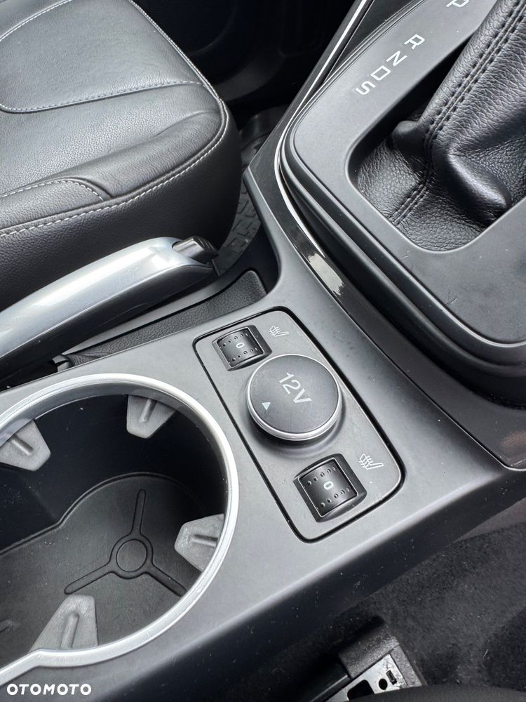 Ford Kuga 2.0 TDCi 4WD Titanium Plus - 31