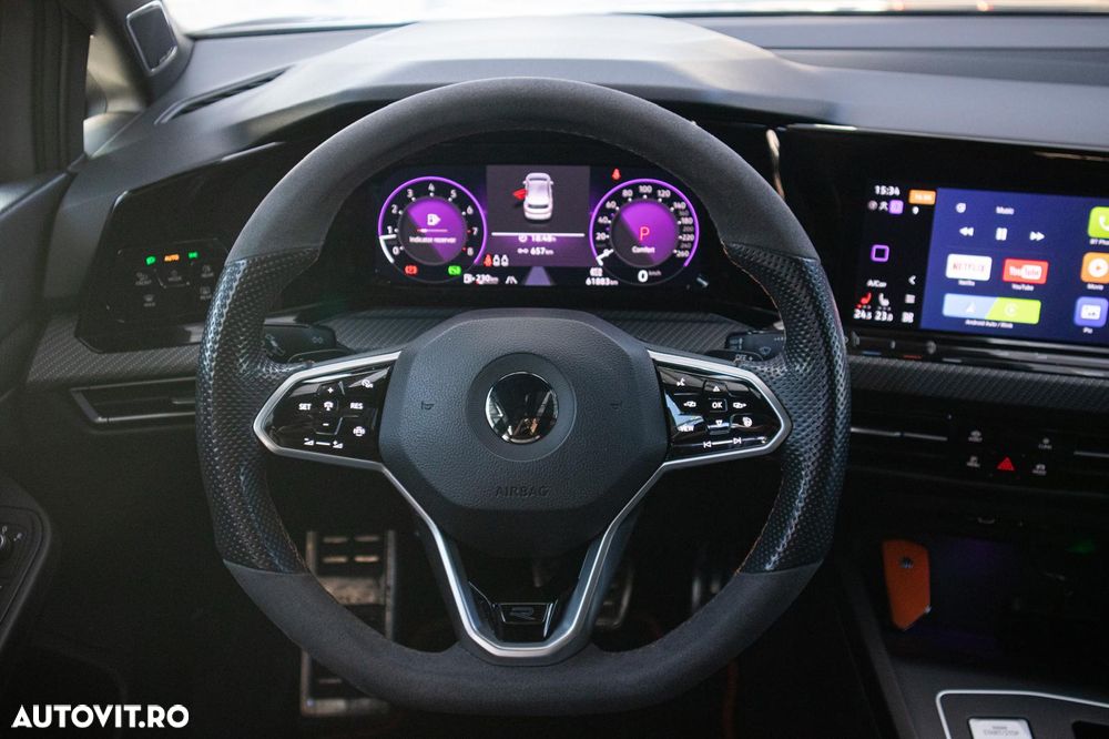 Volkswagen Golf 1.5 eTSI MHEV 150CP DSG R-Line - 21