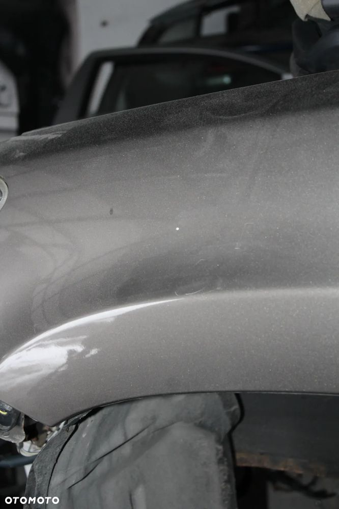 błotnik lewy przód toyota Rav 4 III lift kolor 4T3 - 5