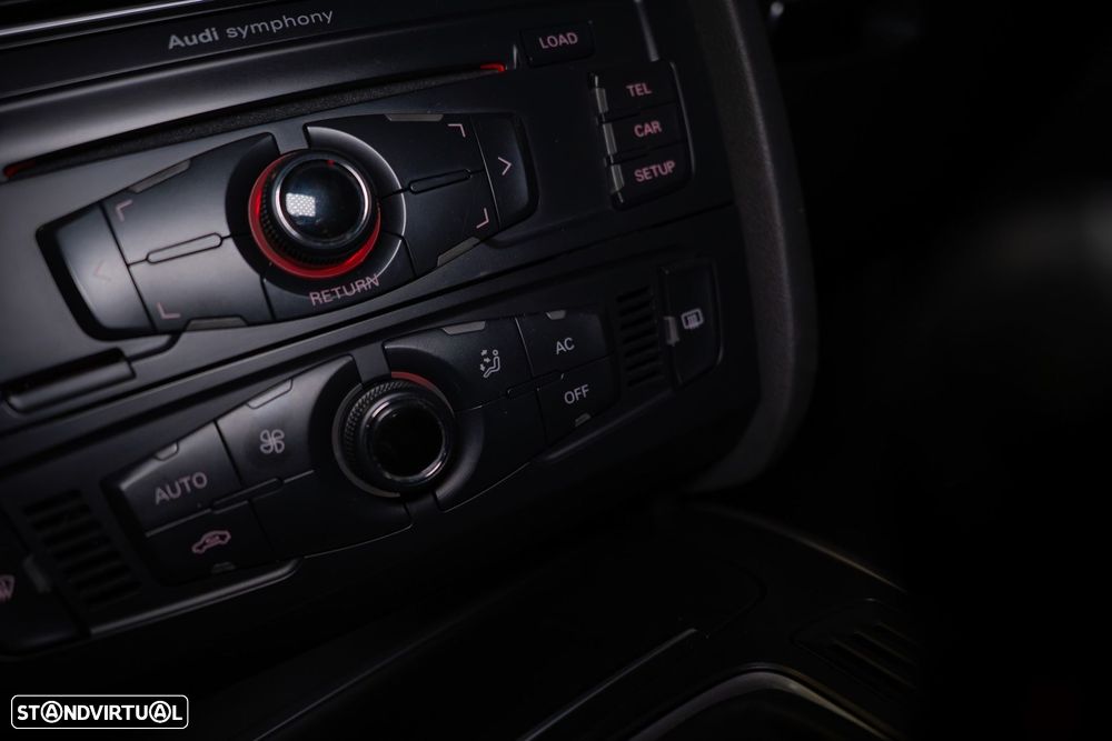 Audi A4 2.0 TDI Advance - 41