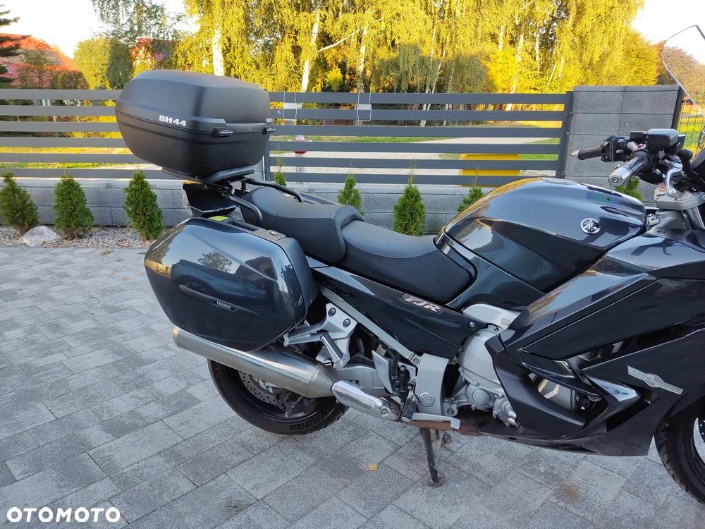 Yamaha FJR - 9