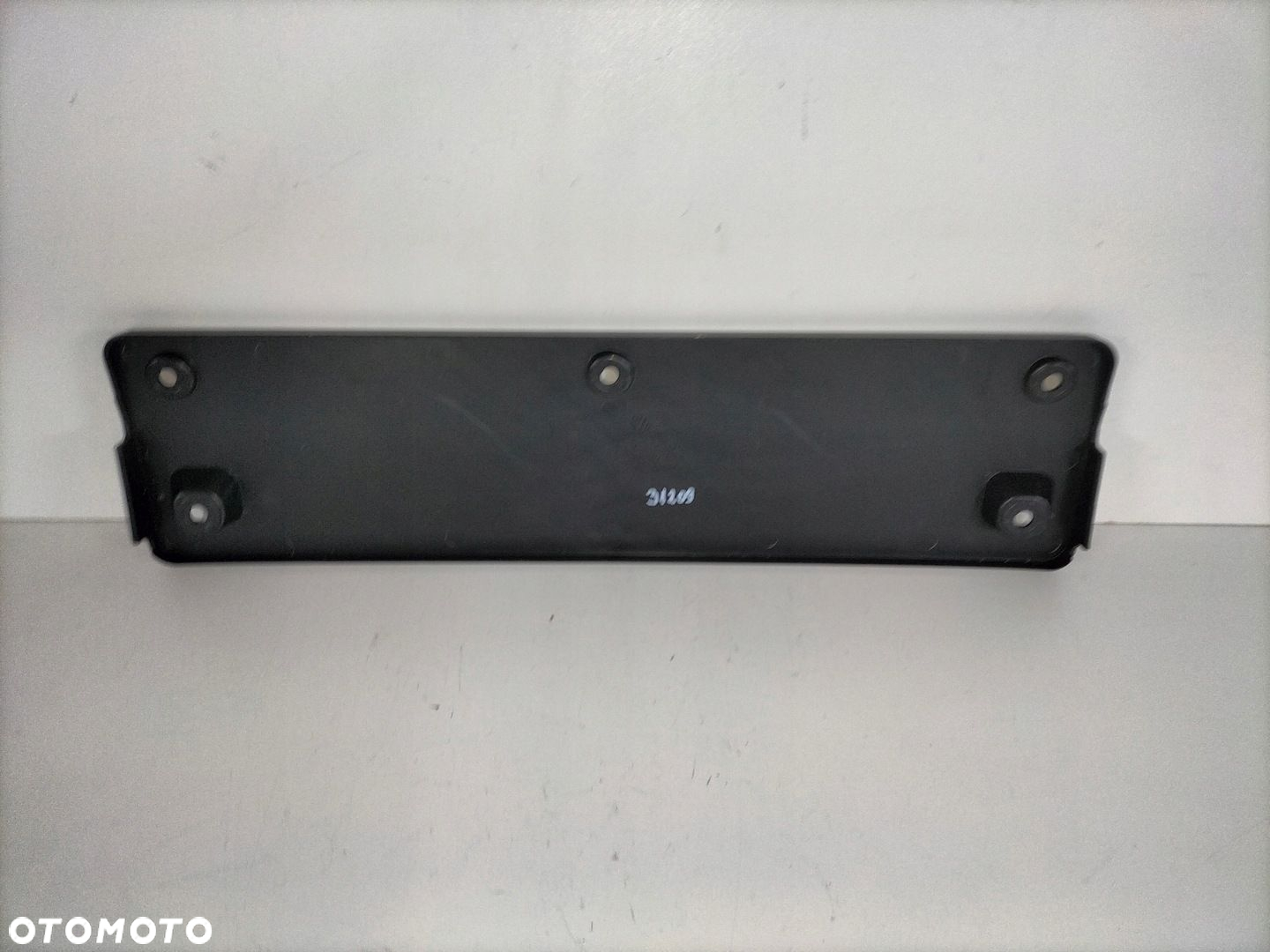 Podkładka pod tablicę rejestracyjną przód VW GOLF VIII 8 LIFT 23- - 4