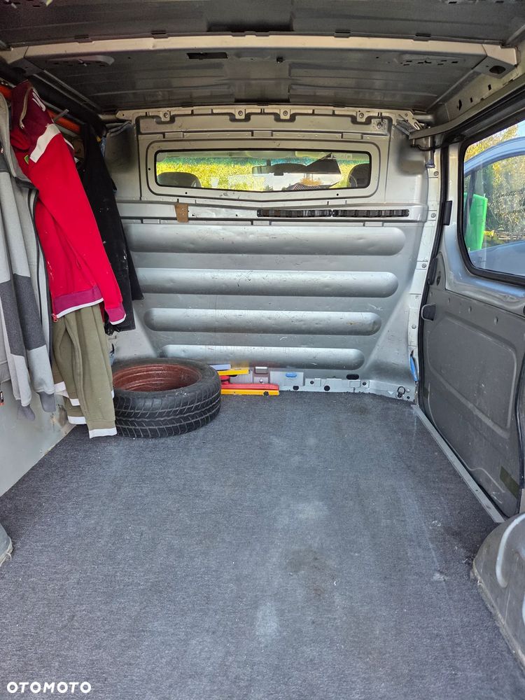 Opel Vivaro - 14