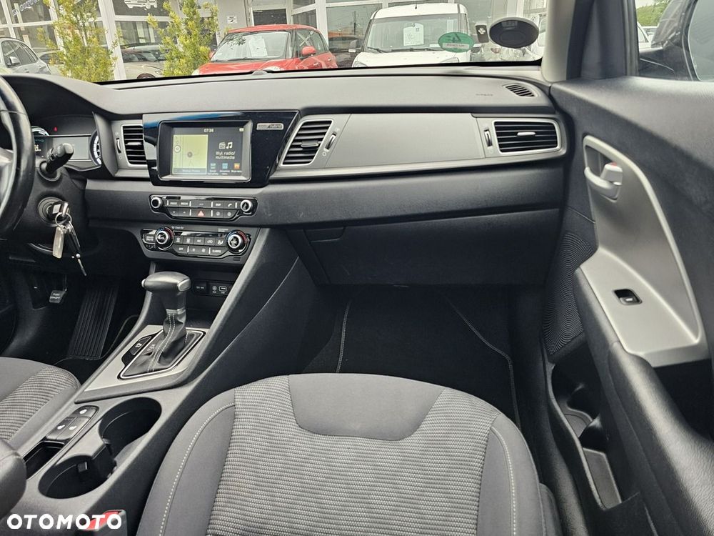 Kia Niro - 38