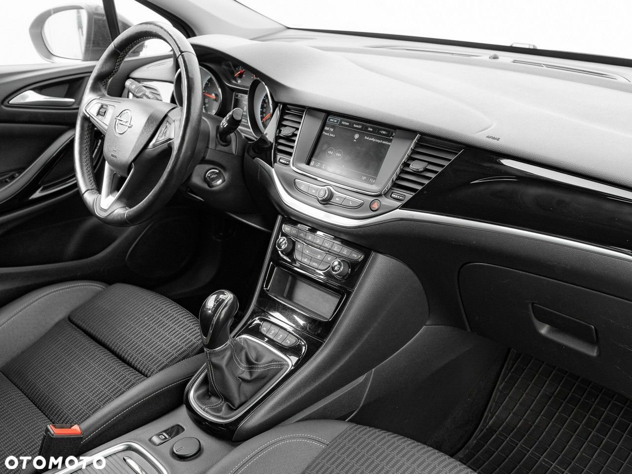 Opel Astra V 1.2 T Elegance S&S - 35