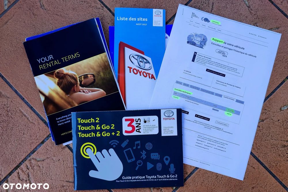 Toyota Yaris 1.0 Premium - 41