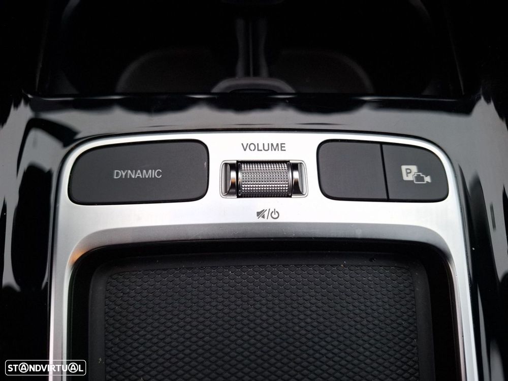 Mercedes-Benz GLA 250 e - 19