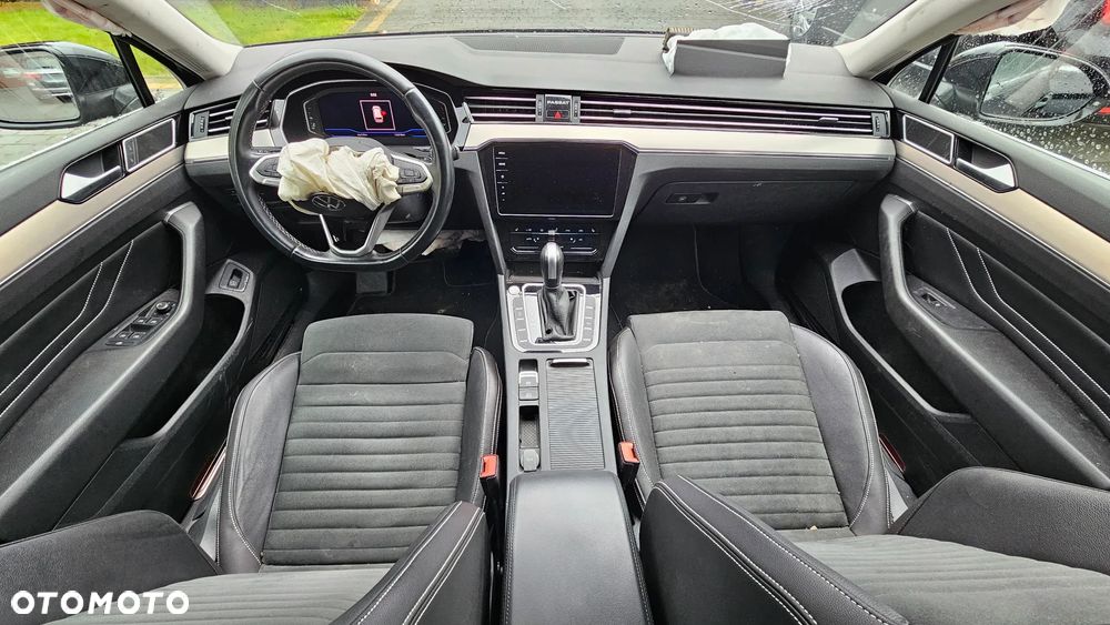 Volkswagen Passat 2.0 TDI SCR DSG Business - 18