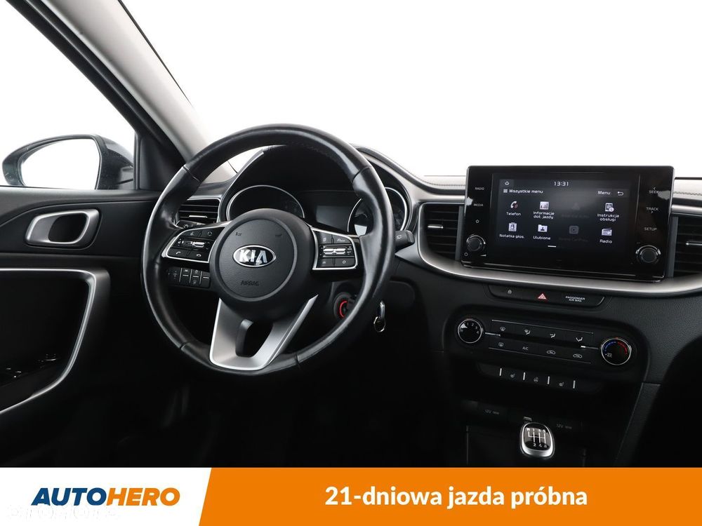 Kia Ceed - 14