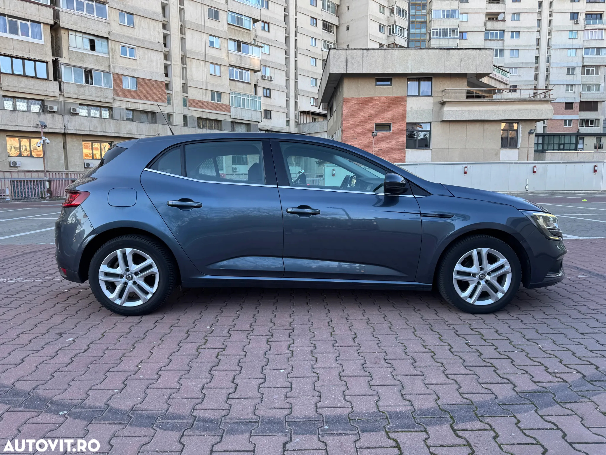 Renault Megane ENERGY dCi Business - 8